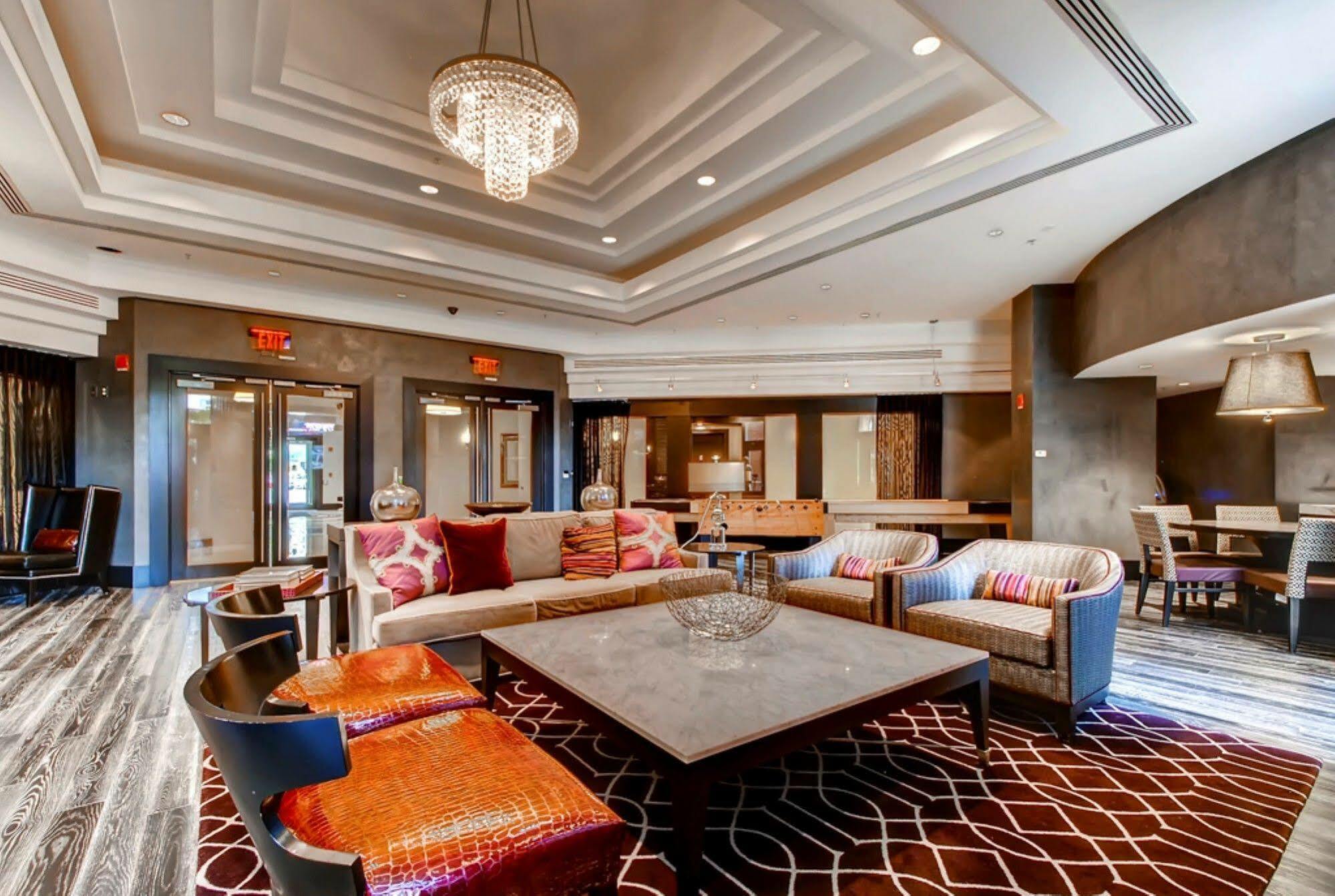 Global Luxury Suites At Thomas Circle Вашингтон Екстериор снимка