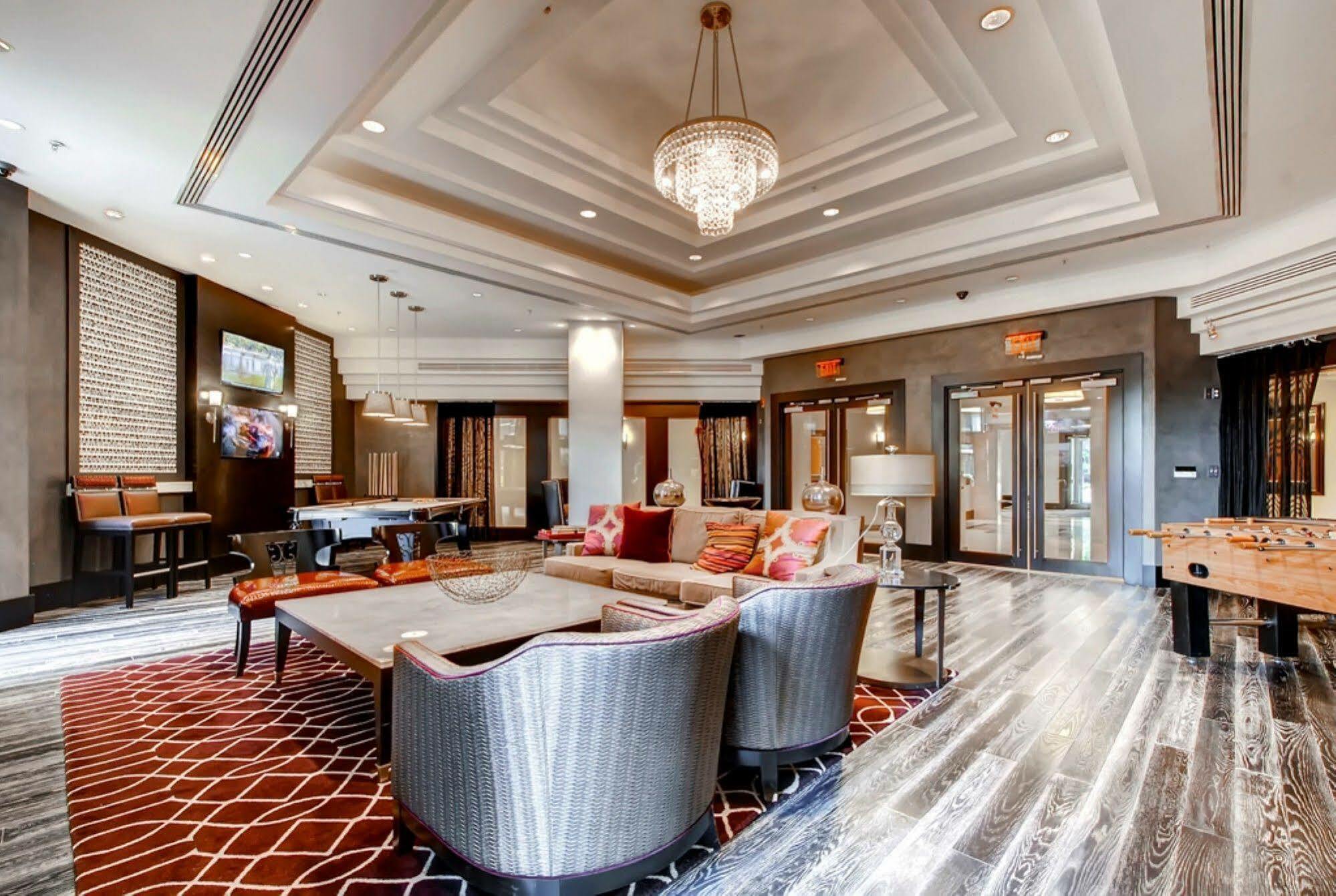 Global Luxury Suites At Thomas Circle Вашингтон Екстериор снимка